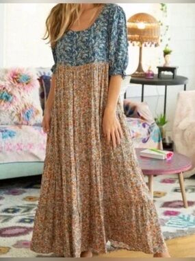 NATURAL LIFE Tiered Collette Maxi Dress